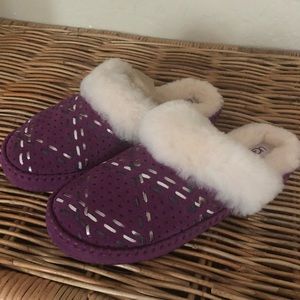 UGG Aira Tehuano Slipper